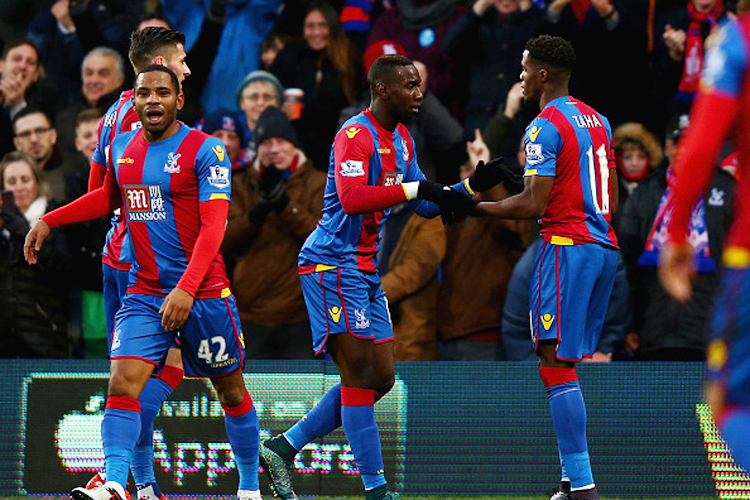 Crystal Palace se rehace y golea al Newcastle