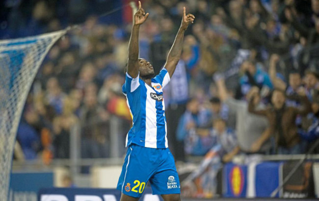 Uno hacia Europa, otro hacia el descenso Celebración Caicedo - Espanyol