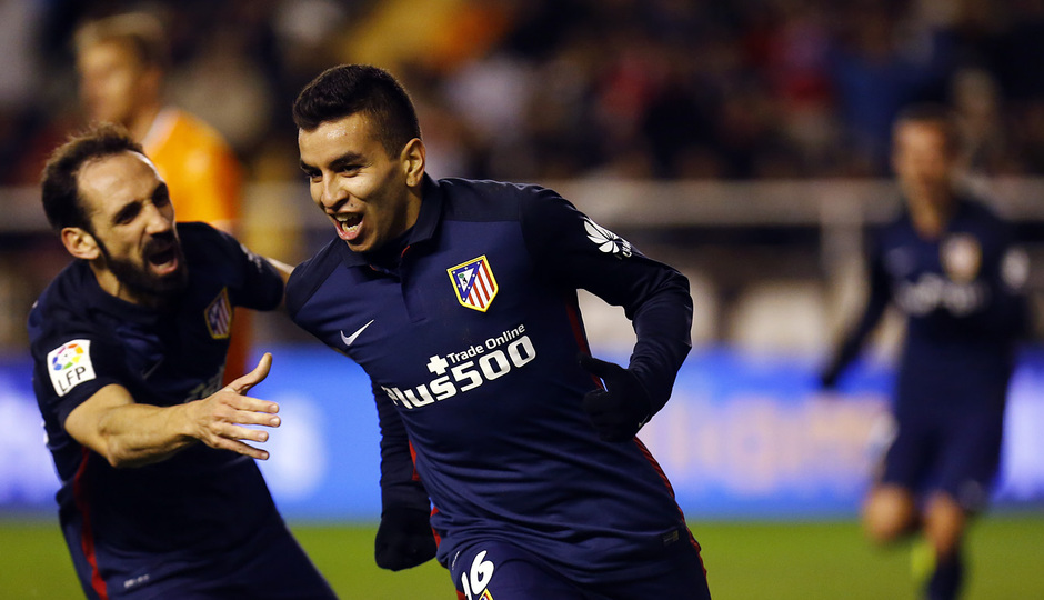 Jackson y Correa hablan en zona mixta