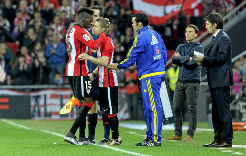 Los leones se hacen con 3 puntos importantes Cambio Iñaki por Munian - Athletic Club