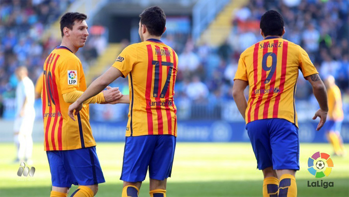 Messi salva a un pobre Barcelona