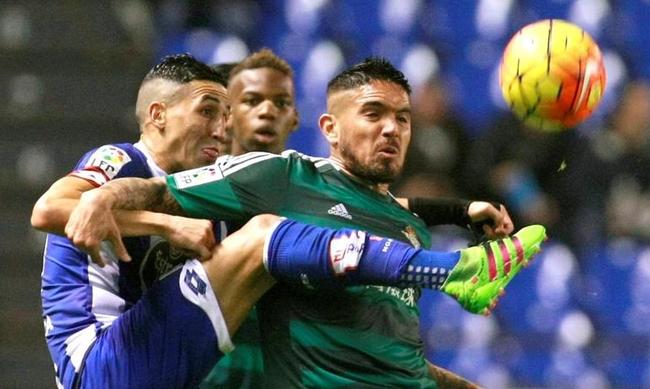 El Depor se estrella con una muralla llamada Adán