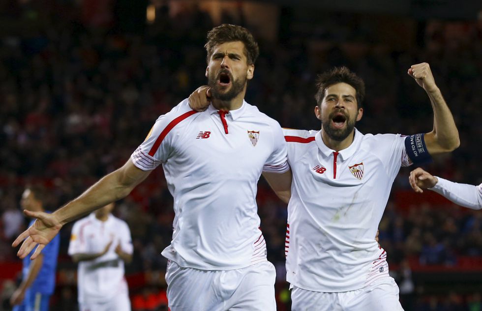 Fernando Llorente allana el camino al Sevilla