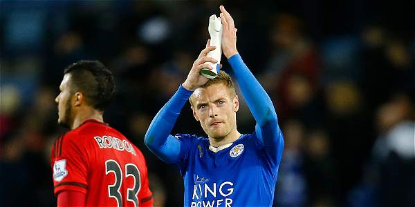 Premier League: El Leicester pincha pero sigue líder