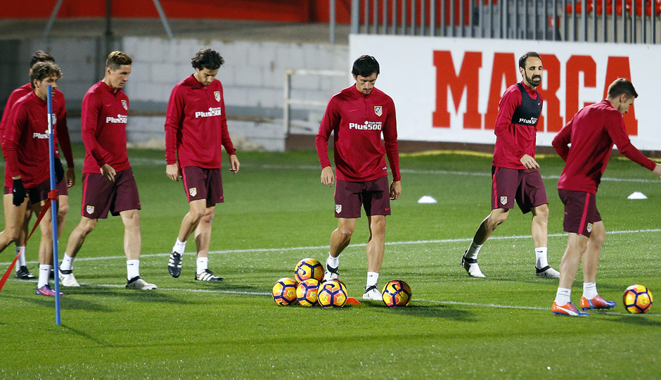 El Atlético vuelve al trabajo con Oblak y Savic