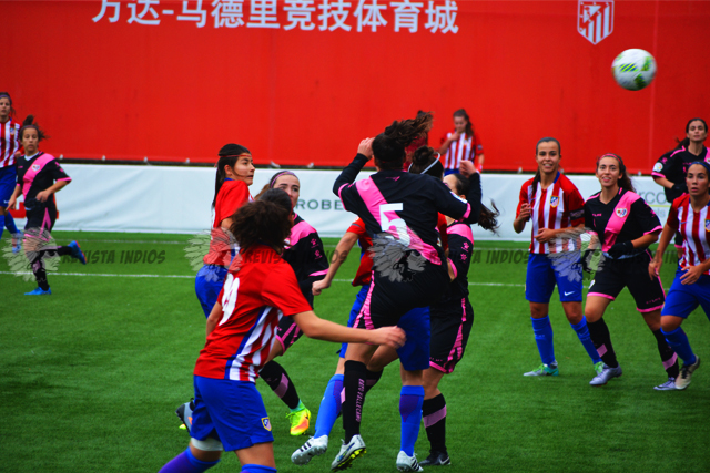 El Femenino B derrota a un duro Rayo B