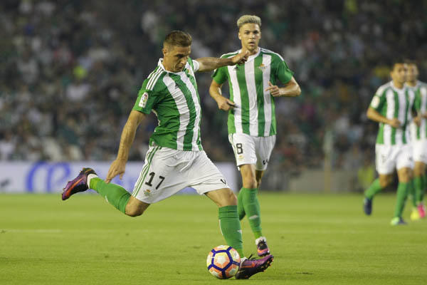 joaquin-betis-madrid-ed-13-13_g Joaquín, durante un partido con el Betis