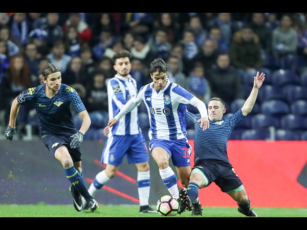 Óliver Torres fichará por el Oporto tras su cesión