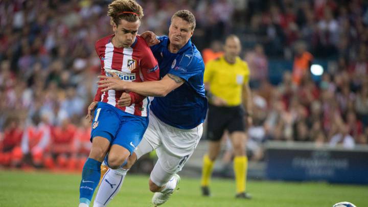 Robert Huth vio la amarilla y se perderá la vuelta