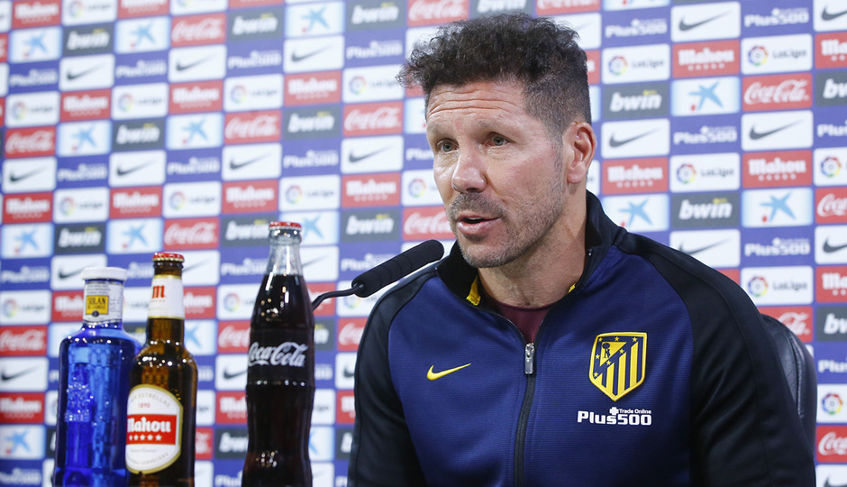 Simeone: "Es una semana tremenda para buscar la tercera plaza. No pienso en otra cosa"