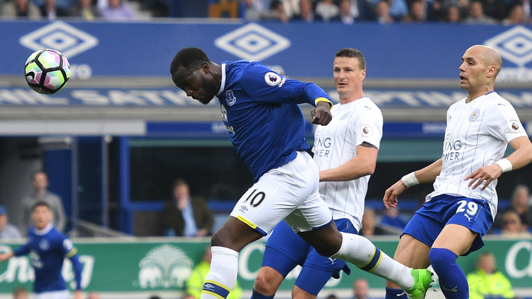 El Leicester perdió contra el Everton antes de visitar el Calderón.