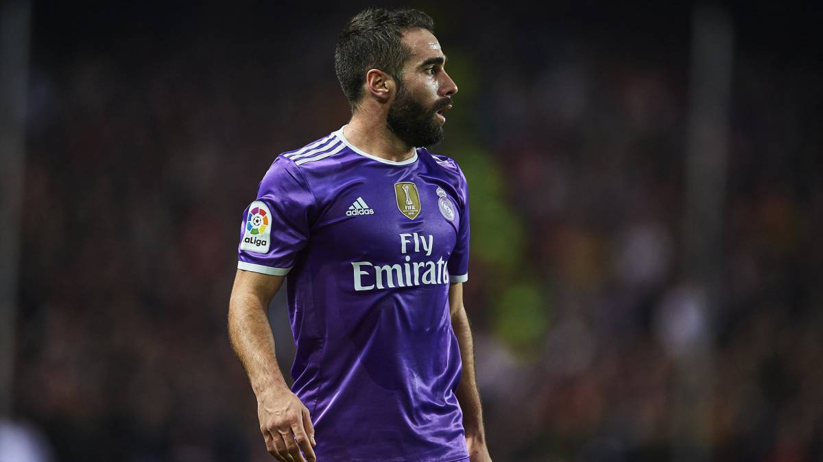Carvajal: "Deseo una exitosa carrera a Griezmann" Carvajal, durante un partido