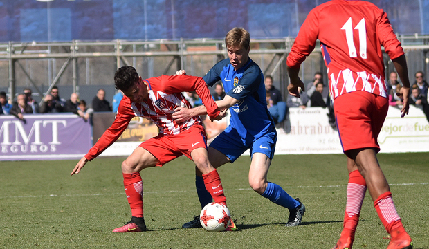 CRÓNICA 1-1 | El Atleti B se lleva de tacón un punto de la casa del líder