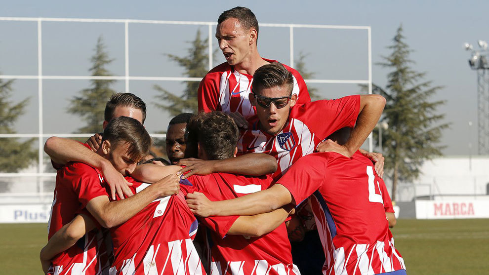 CRÓNICA 4-1|Placida victoria del Juvenil A para continuar líder