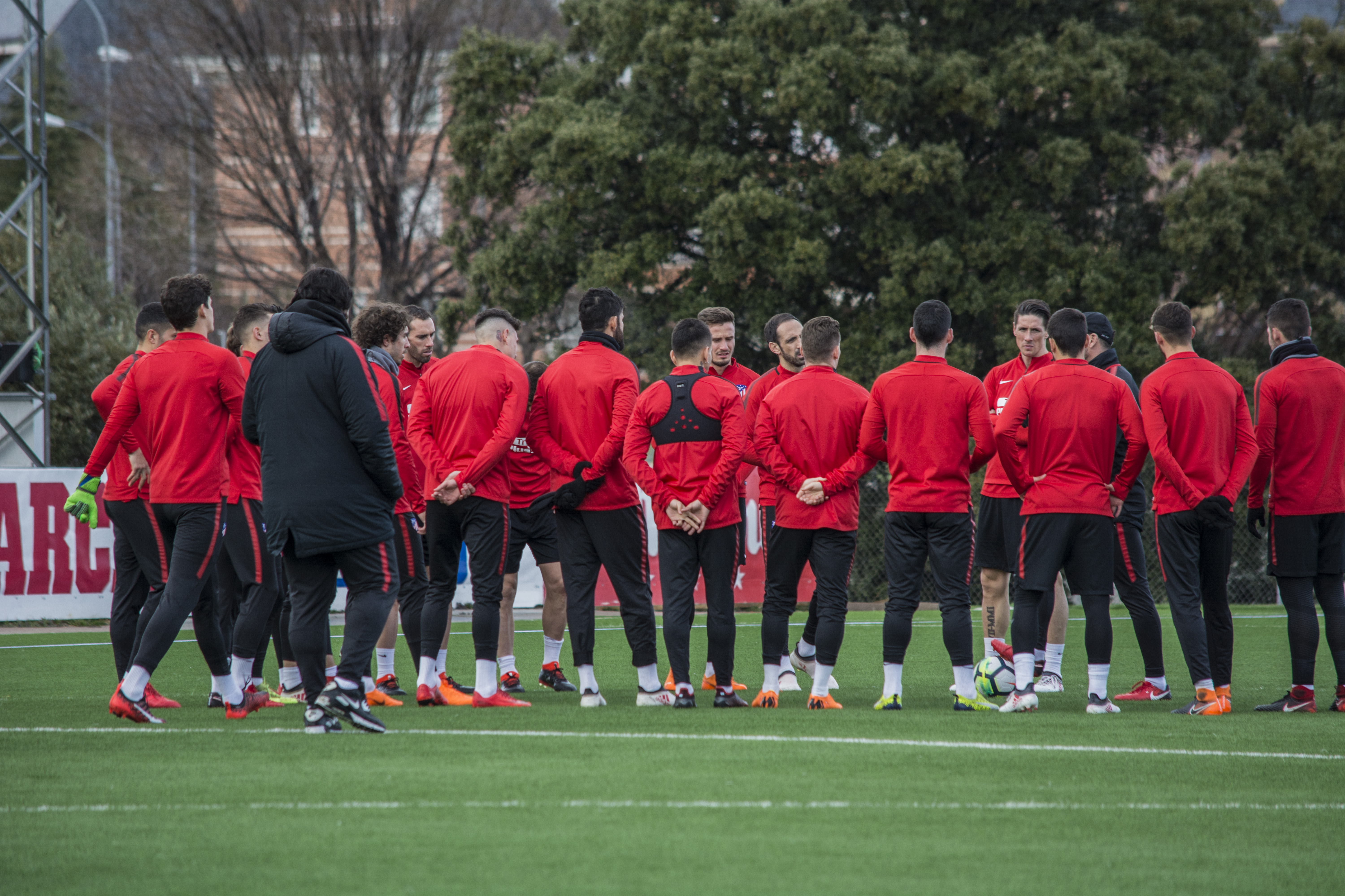 El Atlético suspende su entrenamiento y trabaja en gimnasio