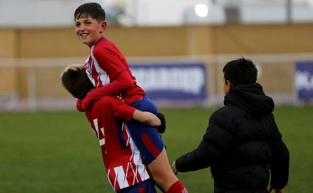 El Benjamín A acaba tercero en la Iscar Cup