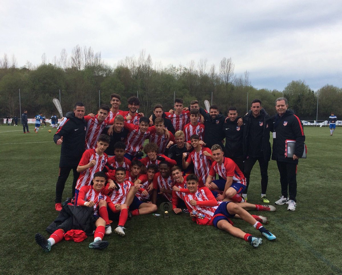 El Cadete A gana la Oviedo Cup