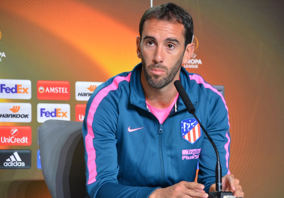 Godín: "Todo dependerá del trabajo defensivo que hagamos"
