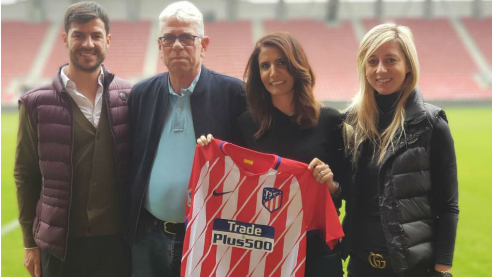 Alona Barkat firma la nueva alianza internacional del Atlético