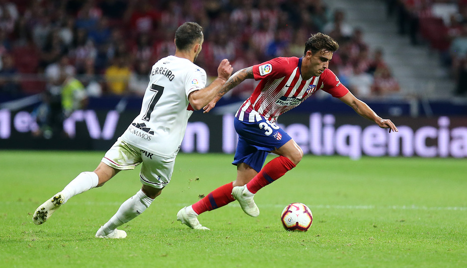 Carlos Isaac hizo olvidar a Juanfran en la victoria ante el Huesca