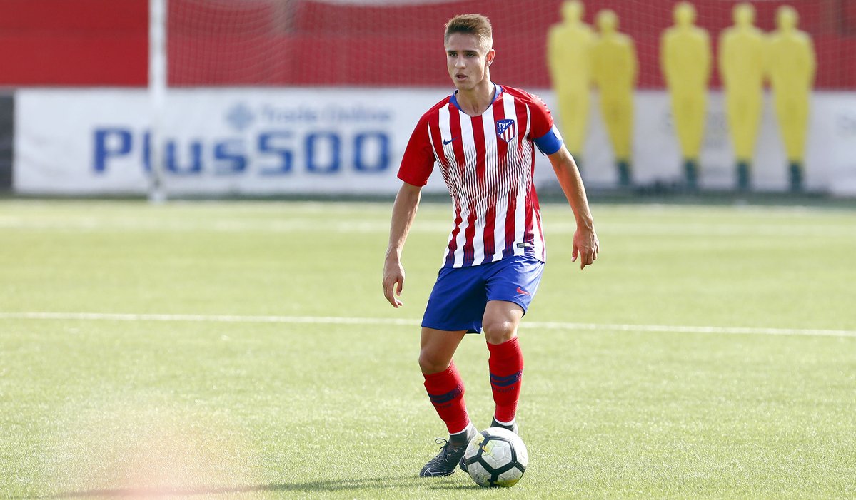 CRÓNICA 4-1 | Golpe sobre la mesa del Juvenil A