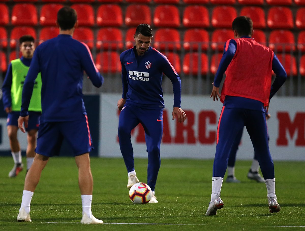 Vitolo vuelve a los entrenamientos