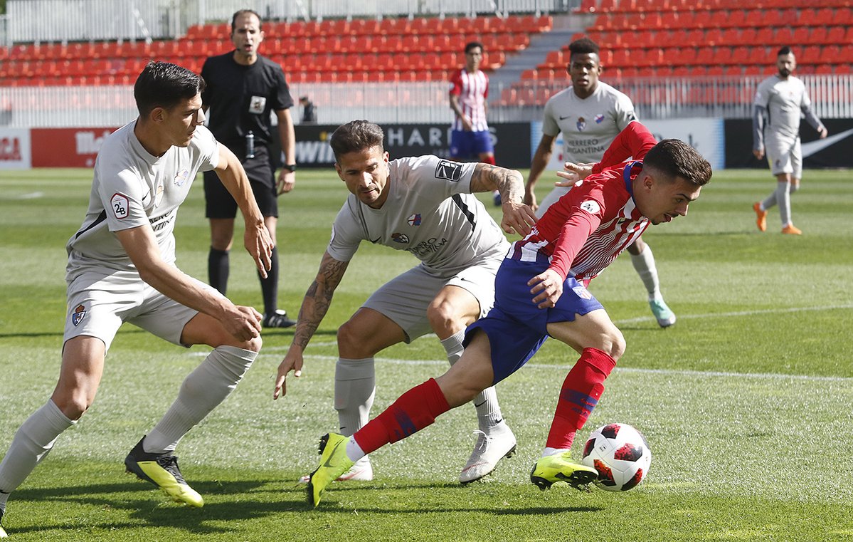 CRÓNICA 1-1 | El Atlético B le planta cara al líder
