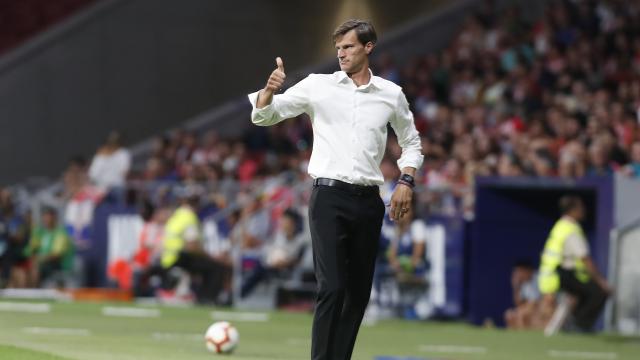 El ex atlético Leo Franco, primer entrenador destituido de la temporada