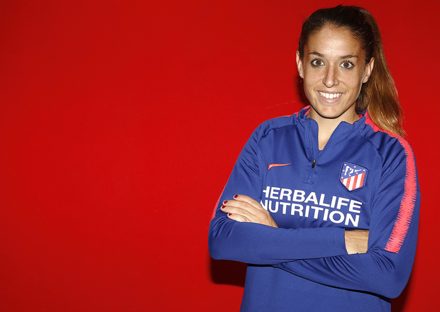 Olga García: "Afrontamos el derbi con la misma ilusión que todos los partidos"