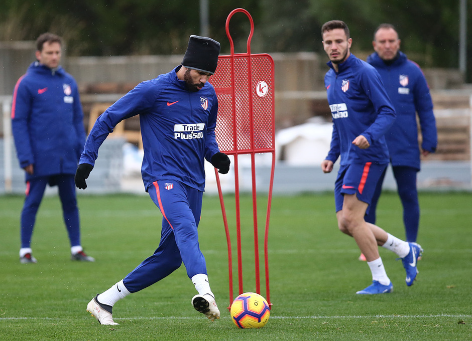 Savic, Lucas y Diego Costa, recuperados de sus lesiones