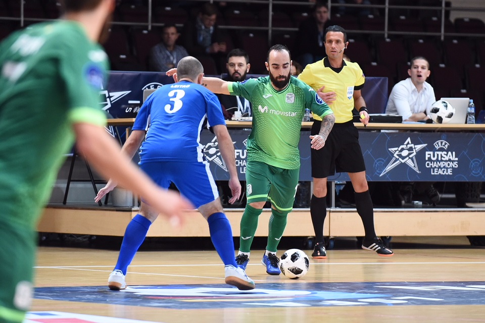 CRÓNICA 3-4 | Movistar Inter sufre pero pone pie y medio en la Final Four