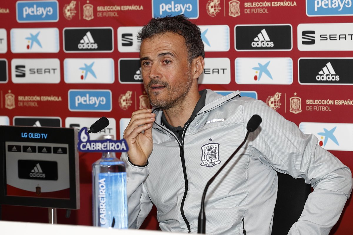 Luis Enrique: "¿Rodri y Busquets jugando juntos? Los buenos siempre pueden hacerlo