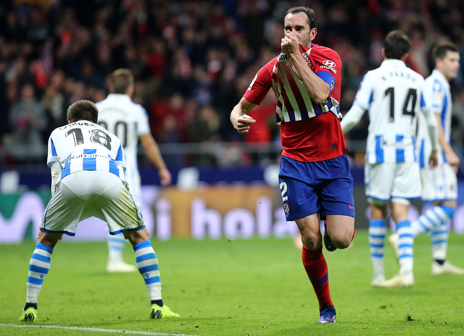 Inter, Juventus y Milan, atentos a si Godín no renueva