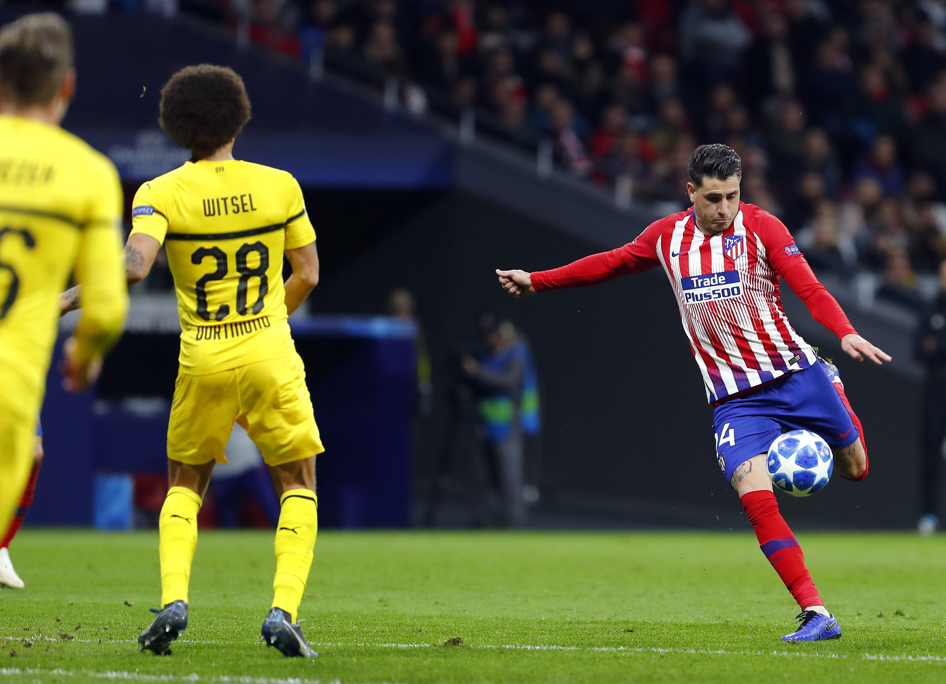 Al Atleti le bajan las defensas: Giménez y Lucas, lesionados