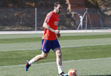 El Atlético, pendiente de Godín