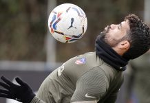 Costa ya se entrena con el grupo Costa