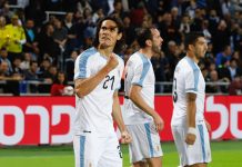 Los jugadores uruguayos respaldan a Cavani tras su sanción cavani uruguay