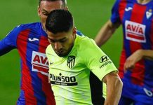 La imagen que muestra el penalti claro sobre Suárez suárez penalti